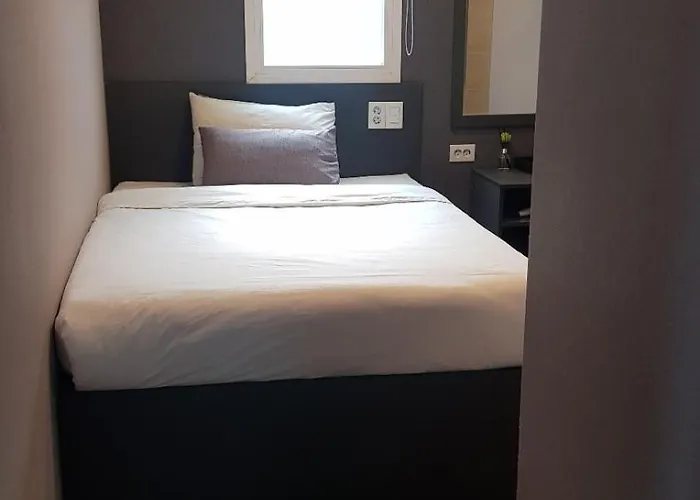Philstay Myeongdong Metro Guest house 3*