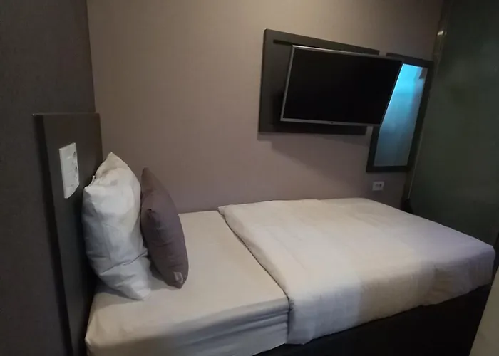 Philstay Myeongdong Metro Guest house