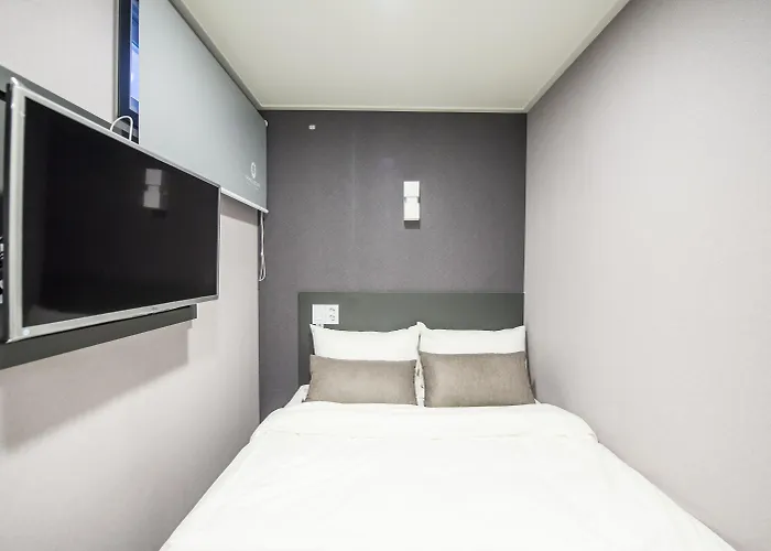 Guest house Philstay Myeongdong Metro 3*