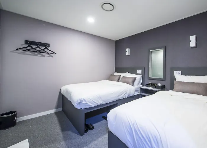 Philstay Myeongdong Metro Guest house