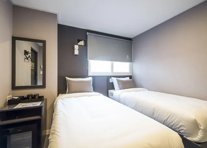 Philstay Myeongdong Metro 3* Seoul
