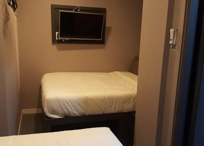 Philstay Myeongdong Metro Guest house 3*