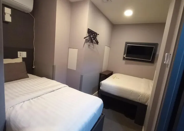 Philstay Myeongdong Metro Guest house 3*