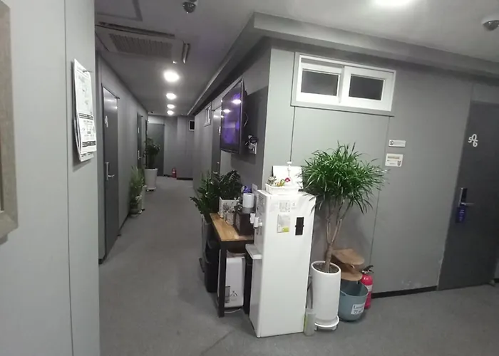 Philstay Myeongdong Metro