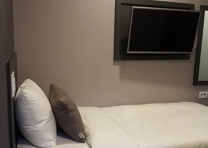 Philstay Myeongdong Metro 3* Seoul